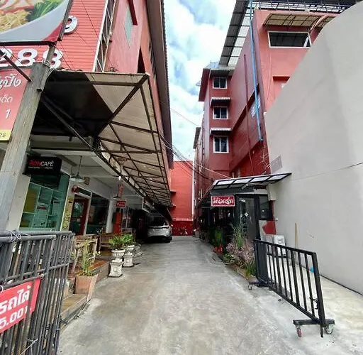Апартаменты Ratanawong Place 304 *